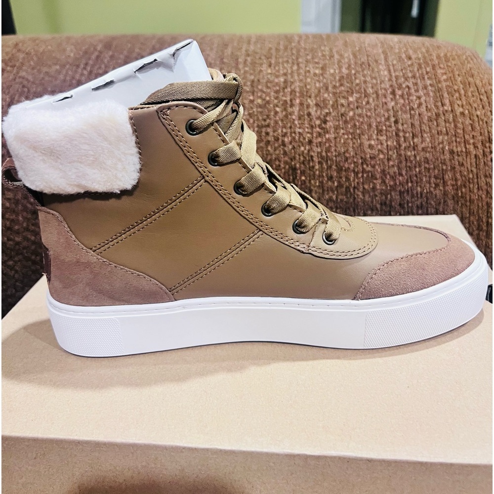 Ugg Zilo high , brand new in box